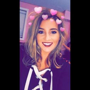 Meet your Posher, Kayla